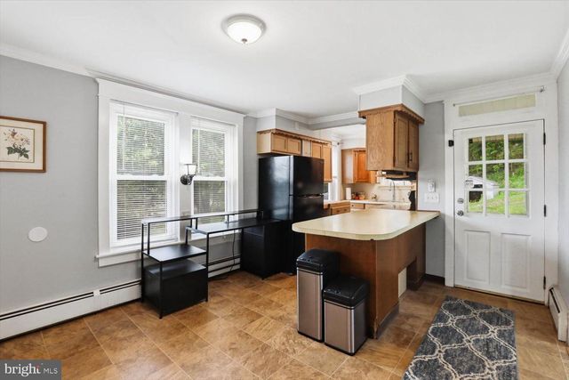 2476 SEVEN VALLEYS RD, Seven Valleys, PA 17360