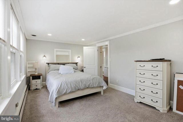 2476 SEVEN VALLEYS RD, Seven Valleys, PA 17360
