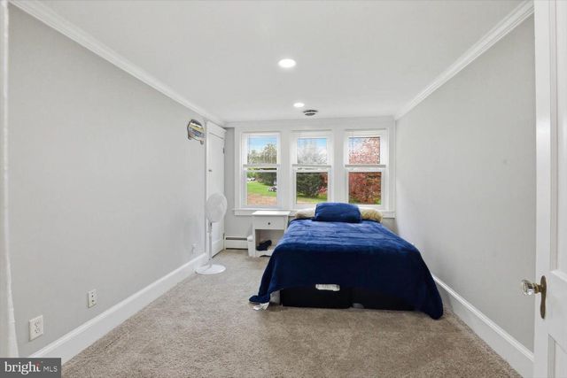 2476 SEVEN VALLEYS RD, Seven Valleys, PA 17360