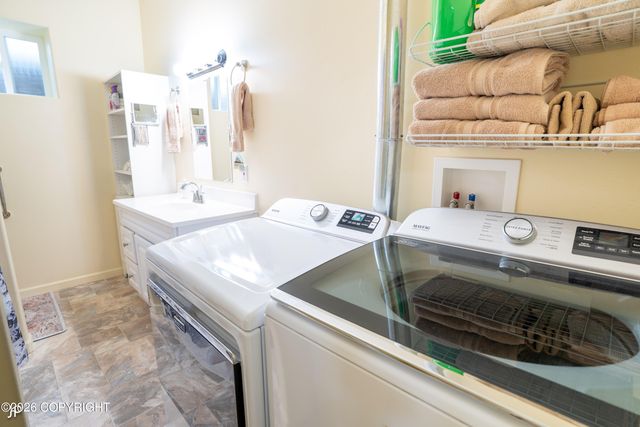 35815 Dawn Drive, Soldotna, AK 99669