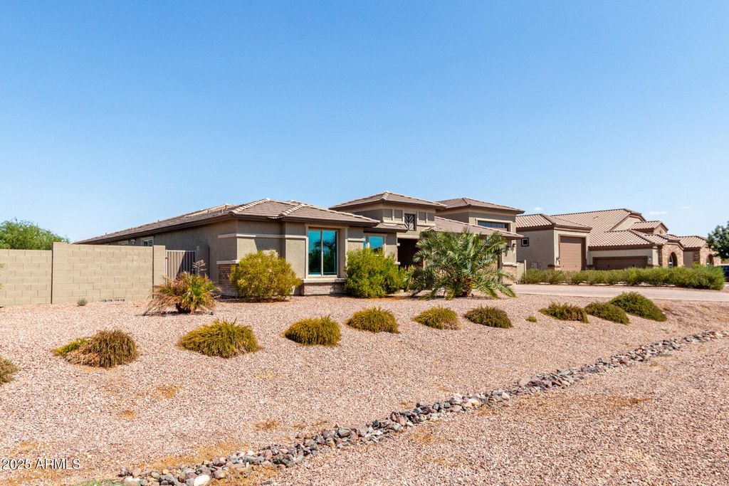 6523 N 135TH Drive, Glendale, AZ 85307 — photo 2