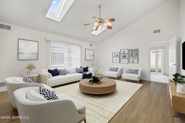 1797 Sweetbay Drive, Toms River, NJ 08755