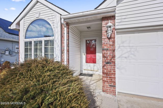 1797 Sweetbay Drive, Toms River, NJ 08755