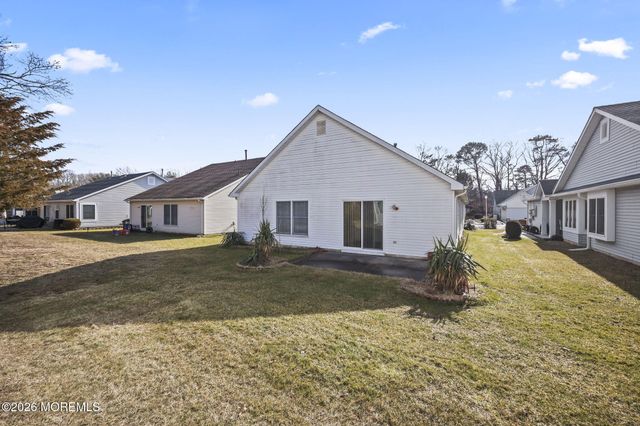 1797 Sweetbay Drive, Toms River, NJ 08755