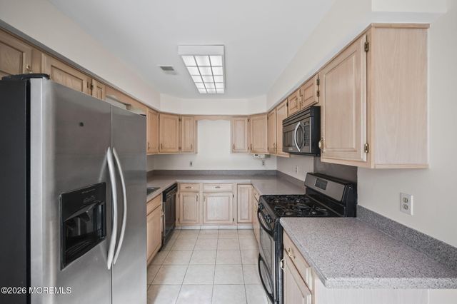 1797 Sweetbay Drive, Toms River, NJ 08755