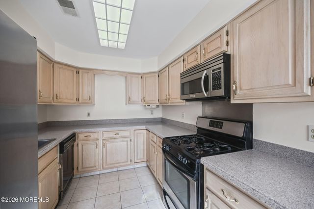 1797 Sweetbay Drive, Toms River, NJ 08755