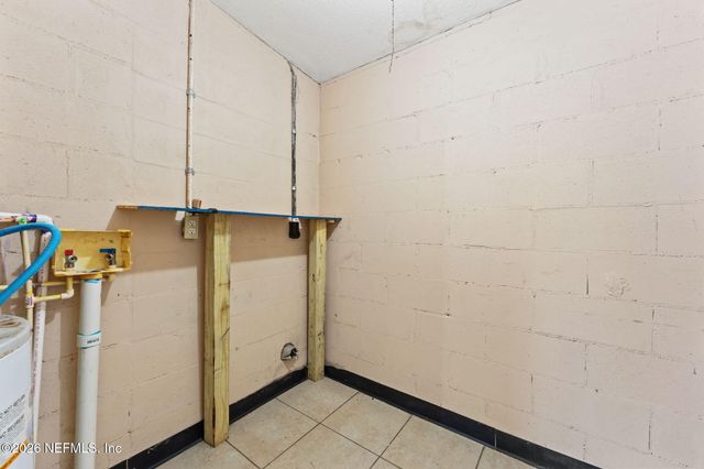 3332 JAPONICA Road N, Jacksonville, FL 32209