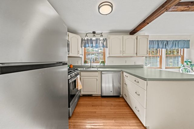 17 Scotty Hollow Dr A, Chelmsford, MA 01863