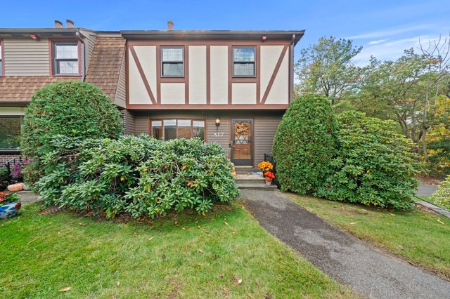 17 Scotty Hollow Dr A, Chelmsford, MA 01863