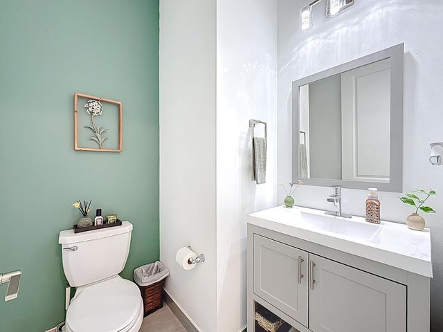 4201 Pelicano Way, Deerfield Beach, FL 33064