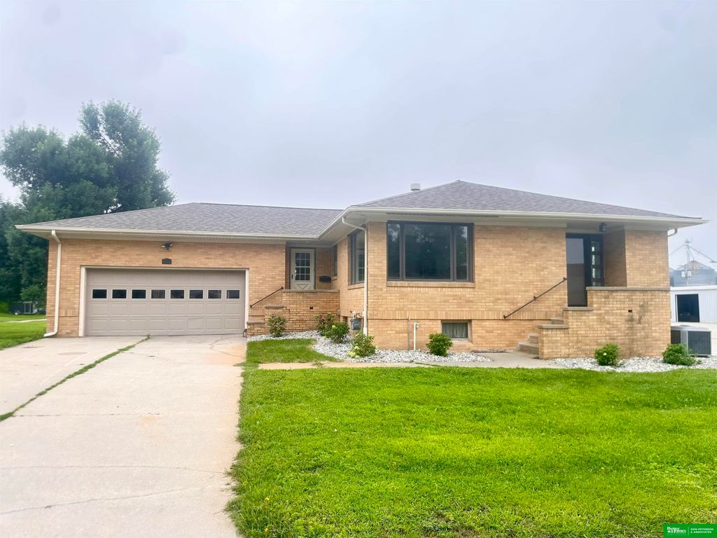 205 E Sheridan Street, West Point, NE 68788