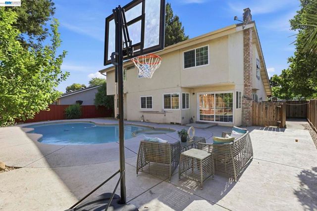 3653 Pimlico Dr, Pleasanton, CA 94588