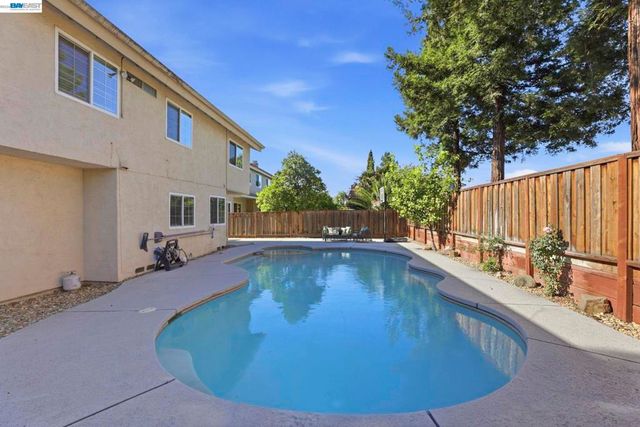 3653 Pimlico Dr, Pleasanton, CA 94588