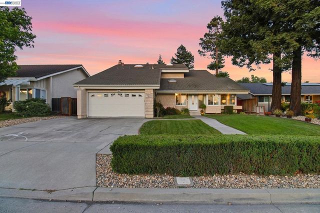 3653 Pimlico Dr, Pleasanton, CA 94588