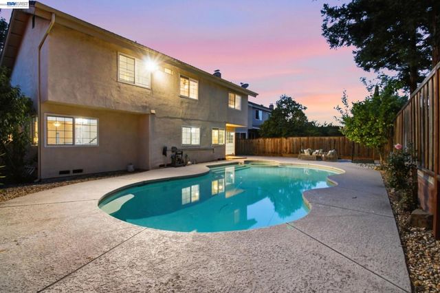 3653 Pimlico Dr, Pleasanton, CA 94588