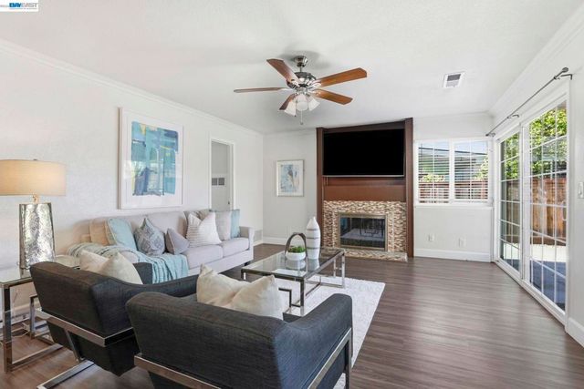3653 Pimlico Dr, Pleasanton, CA 94588