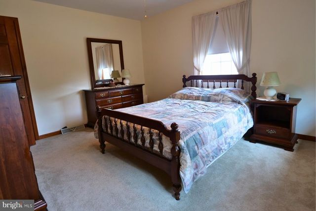 308 BLACKSMITH RD, Douglassville, PA 19518