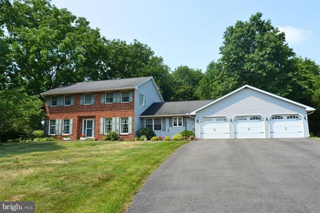 308 BLACKSMITH RD, Douglassville, PA 19518