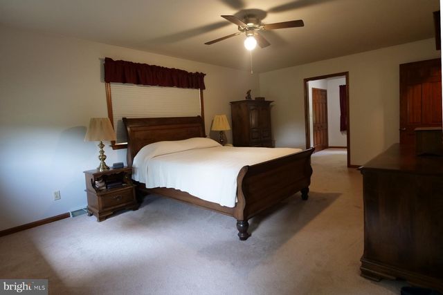 308 BLACKSMITH RD, Douglassville, PA 19518
