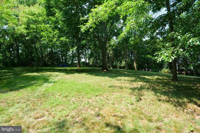 308 BLACKSMITH RD, Douglassville, PA 19518