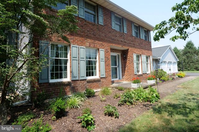 308 BLACKSMITH RD, Douglassville, PA 19518
