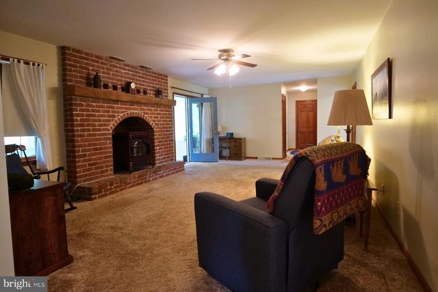 308 BLACKSMITH RD, Douglassville, PA 19518