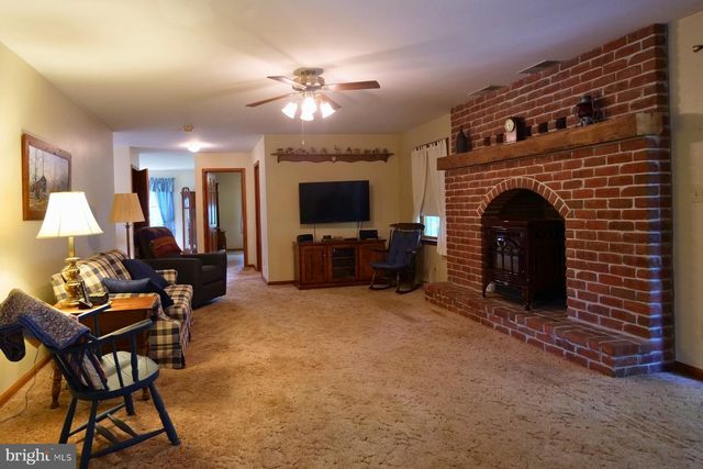 308 BLACKSMITH RD, Douglassville, PA 19518