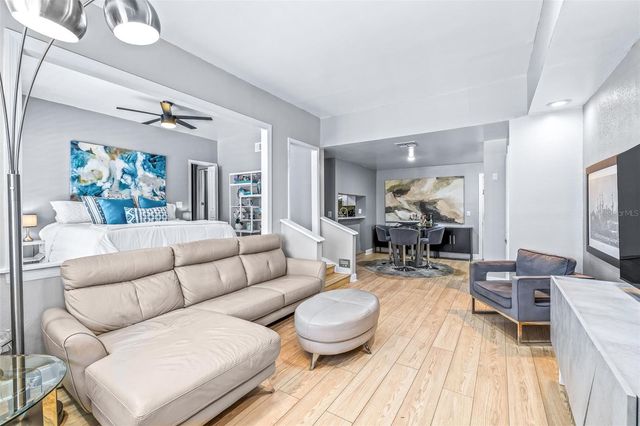 4405 W FAIR OAKS AVENUE 11, Tampa, FL 33611