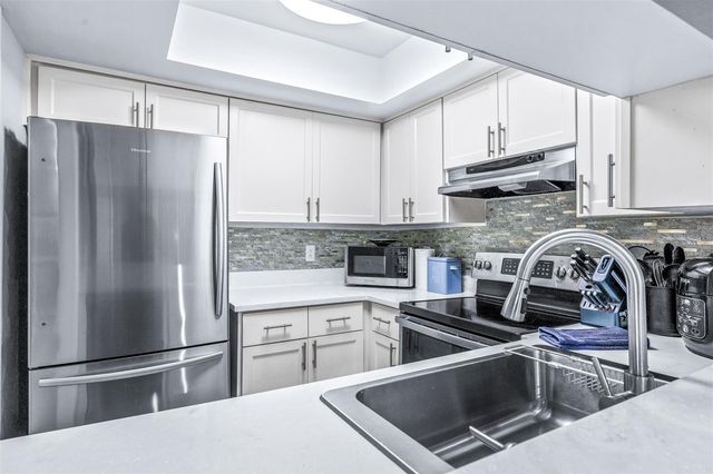 4405 W FAIR OAKS AVENUE 11, Tampa, FL 33611