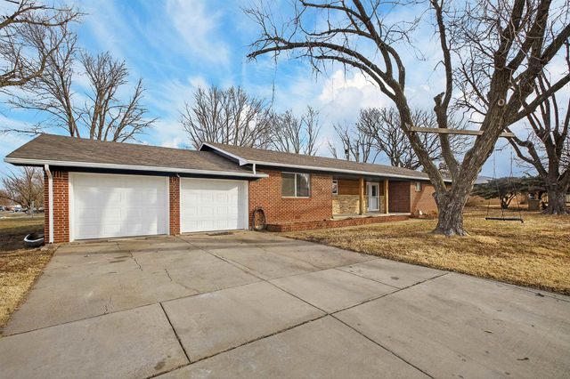 2754 W 3rd Ave, El Dorado, KS 67042