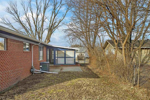 2754 W 3rd Ave, El Dorado, KS 67042