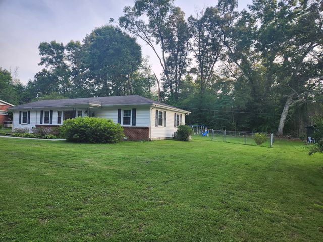 1200 Harton Blvd, Tullahoma, TN 37388