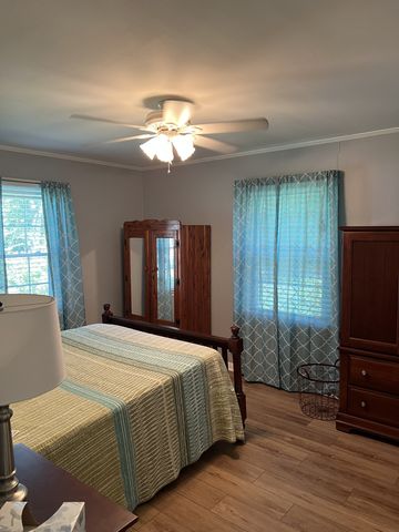 1200 Harton Blvd, Tullahoma, TN 37388