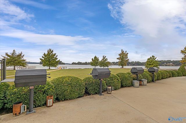 12100 Two Rivers Drive C4, Athens, AL 35611