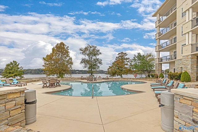 12100 Two Rivers Drive C4, Athens, AL 35611