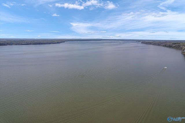 12100 Two Rivers Drive C4, Athens, AL 35611