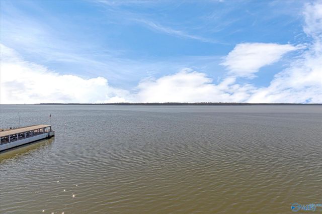 12100 Two Rivers Drive C4, Athens, AL 35611