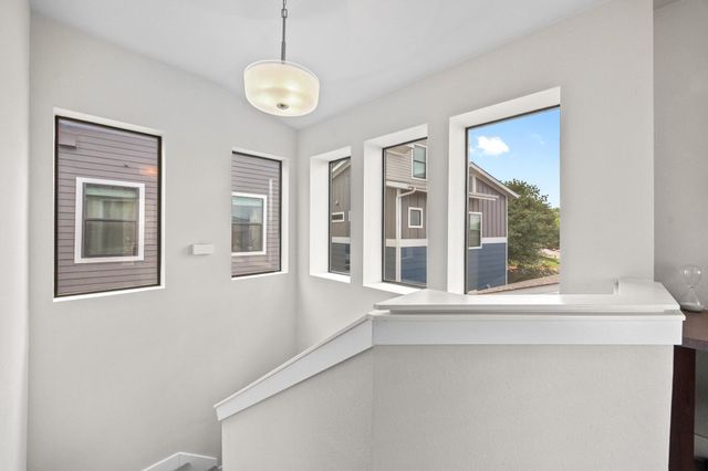 1921 Warely LN 250C, Austin, TX 78741