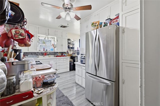 9200 W W Avenue H, Lancaster, CA 93536