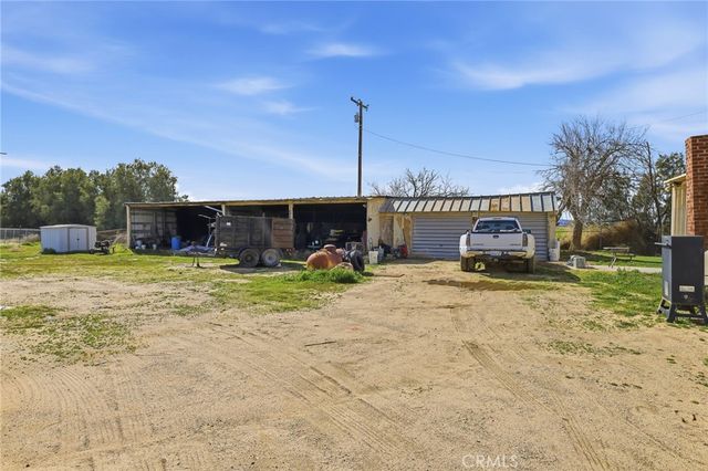 9200 W W Avenue H, Lancaster, CA 93536