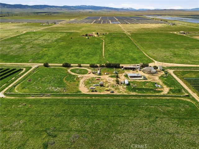 9200 W W Avenue H, Lancaster, CA 93536
