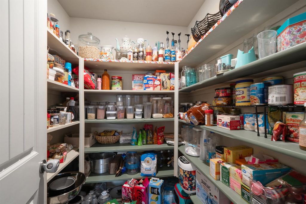 Image 18 of property listing at 3133 4th Street, Sanger, CA 93657