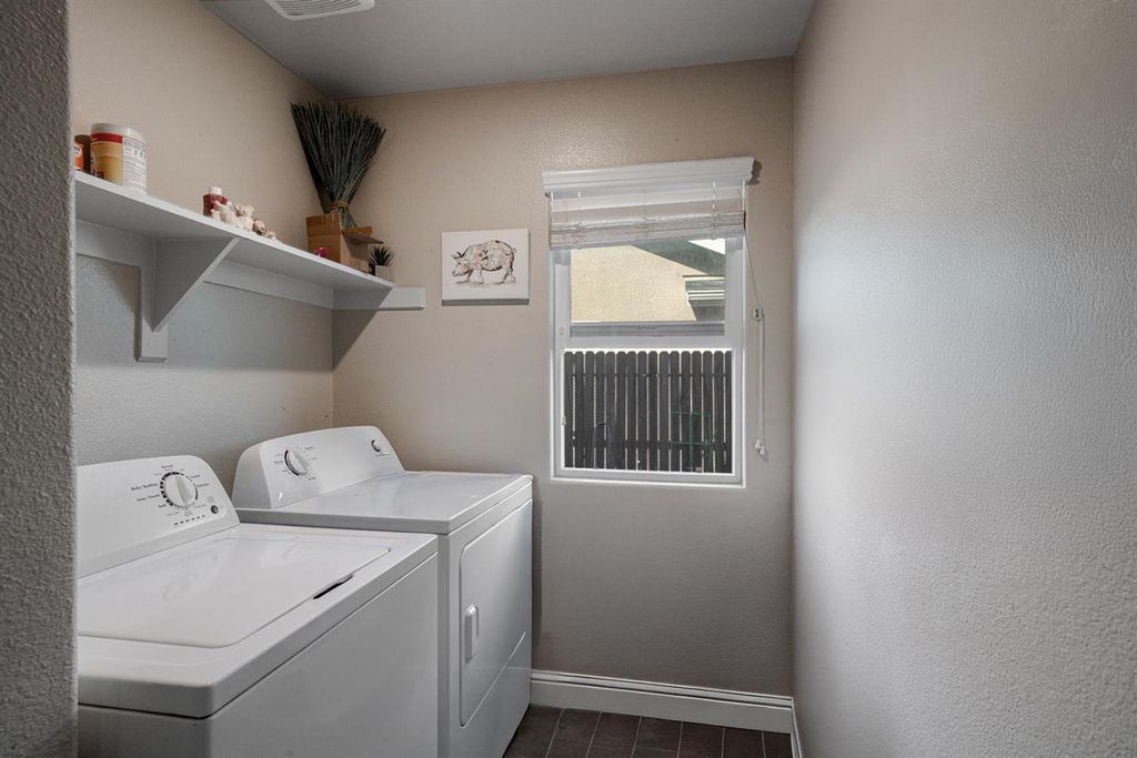 Image 19 of property listing at 3133 4th Street, Sanger, CA 93657