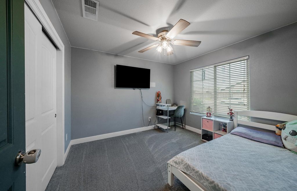 Image 24 of property listing at 3133 4th Street, Sanger, CA 93657