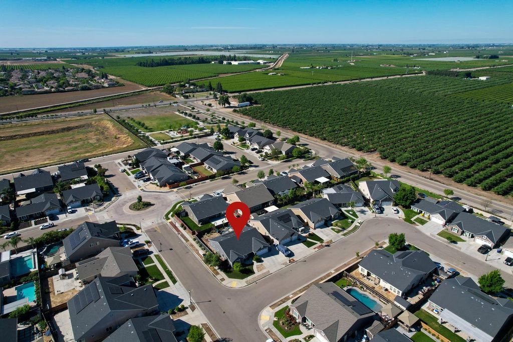 Image 33 of property listing at 3133 4th Street, Sanger, CA 93657