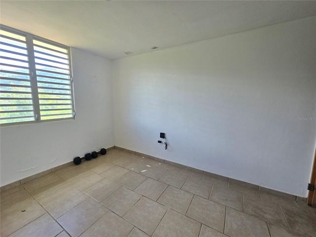 55 URB. TERRA DEL MONTE, Cayey, PR 00736