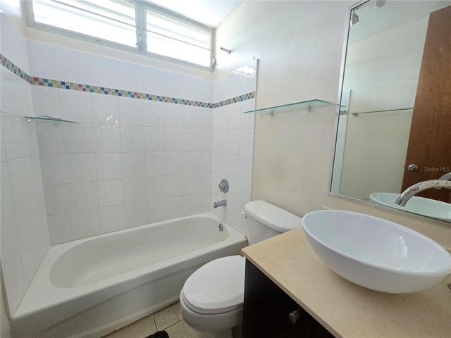 55 URB. TERRA DEL MONTE, Cayey, PR 00736