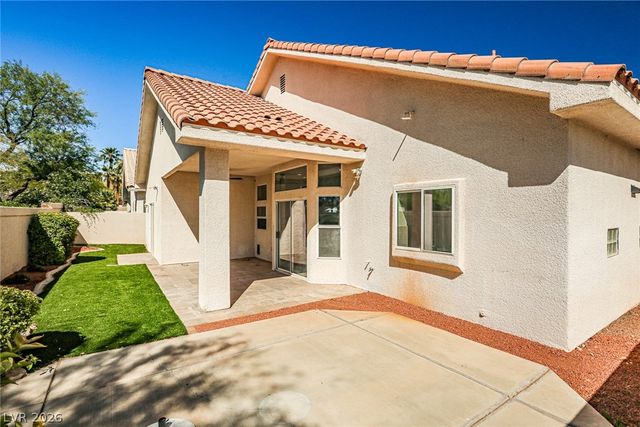 8052 Marbella Circle, Las Vegas, NV 89128