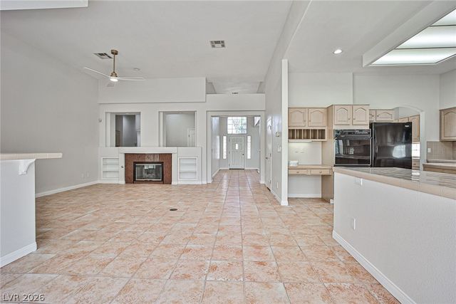 8052 Marbella Circle, Las Vegas, NV 89128