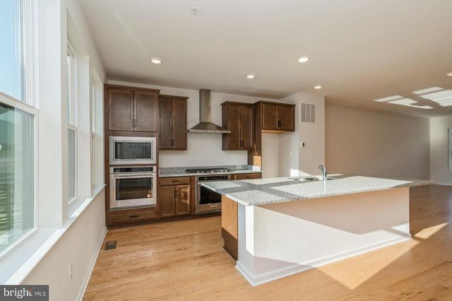 103 VAUGHN DRIVE EXT, Princeton Junction, NJ 08550